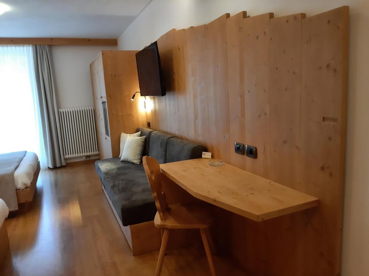 Hotel Garni Arnica Molveno Εξωτερικό φωτογραφία